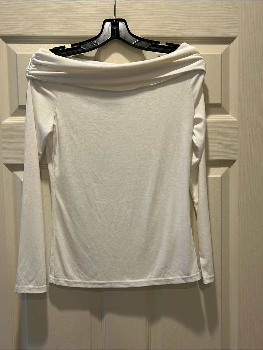 Women’s Off-Shoulder Long Sleeve Top in White